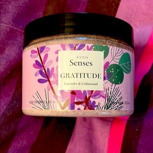 Avon Senses Gratitude Lavender & Cedar-wood bath salts
